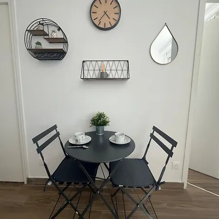 Cosy - Terrasse A 2 Pas De Paris *
